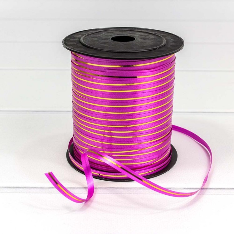 500580/1 Лента полипропиленовая с золотой полосой 0,5 см*250 ярдов малиновый (бобина) 1/5 1/60 500580/1 Лента полипропиленовая с золотой полосой 0,5 см*250 ярдов малиновый (бобина) 1/5 1/60