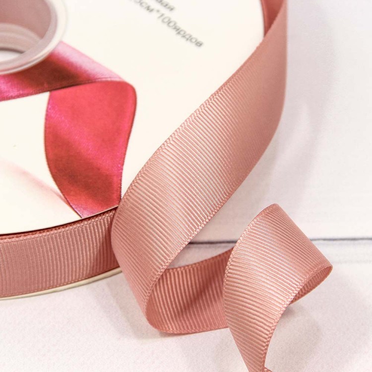 563-25/41 Лента Репсовая 2,5см*100ярд Светлый серо-красный 1/13 1/52