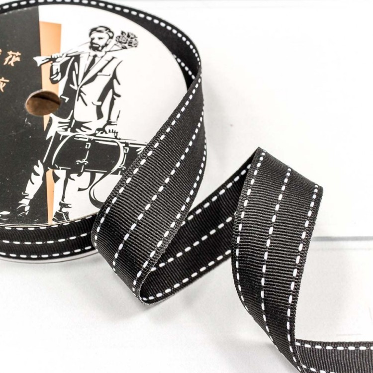 542-26/6 Лента декоративная в полоску (полиэстер) 2,6 см*20 ярд черный 1/8 1/192 542-26/6 Лента декоративная в полоску (полиэстер) 2,6 см*20 ярд черный 1/8 1/192